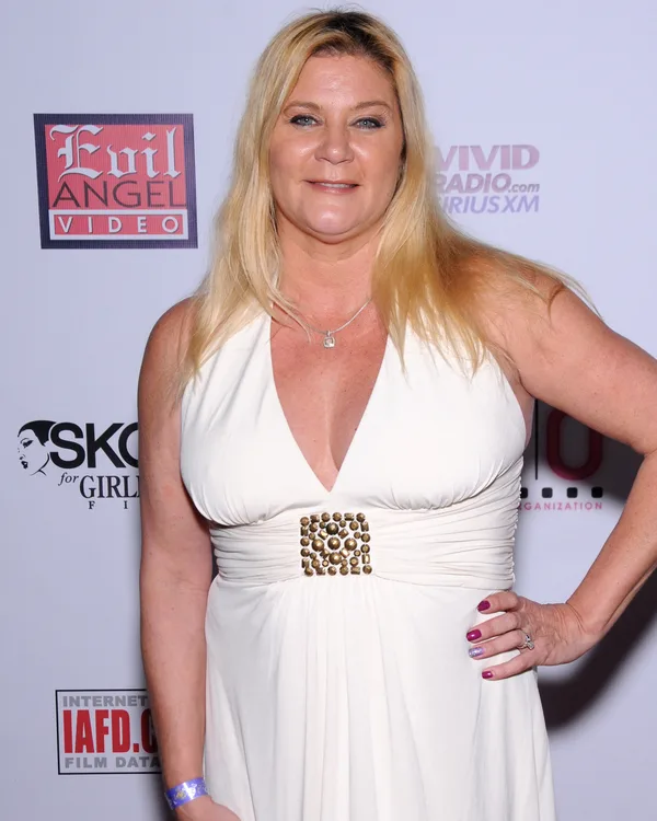 Portrait of Ginger Lynn, photographed by Toglenn